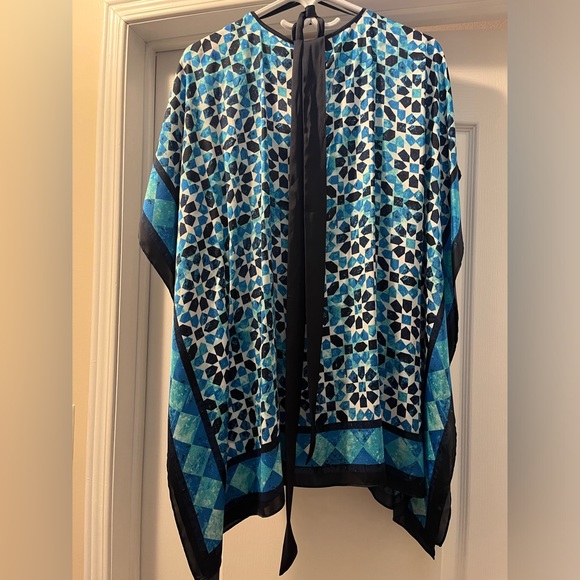 Michael Kors Blue and White Blouse - Picture 2 of 3